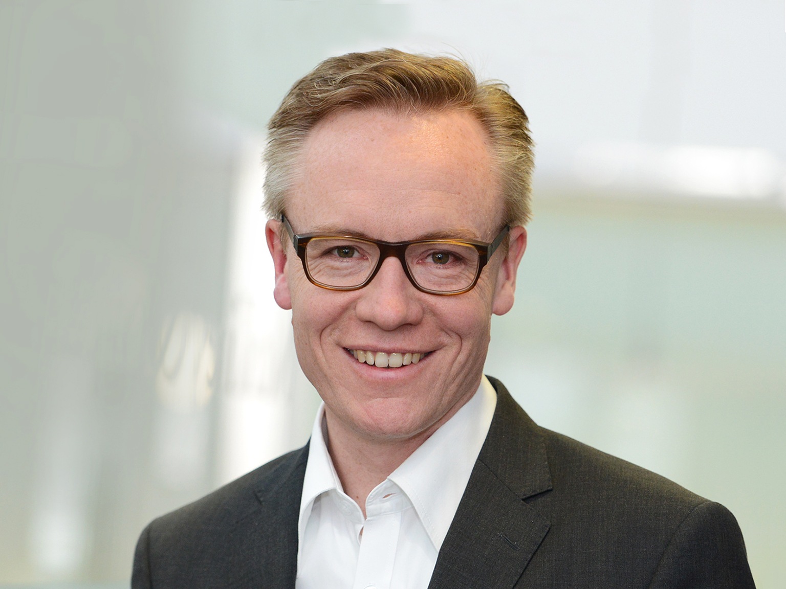 This is a profile image of Jan Wüllenweber